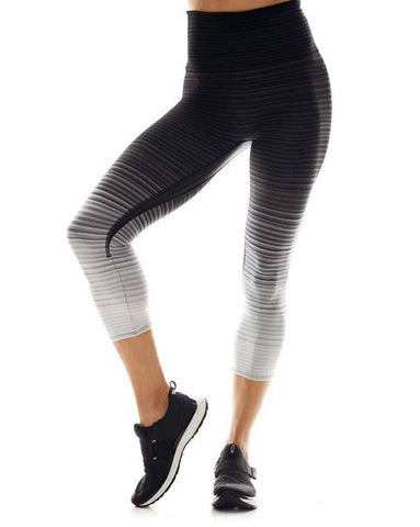 K-DEER Signature Stripe Activewear Leggings (Jamie/Capri Length, XX-Large)  at  Women's Clothing store